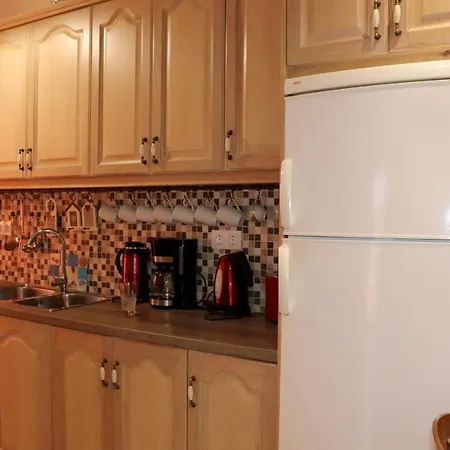 Niki Apartment
