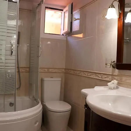 Niki Apartment